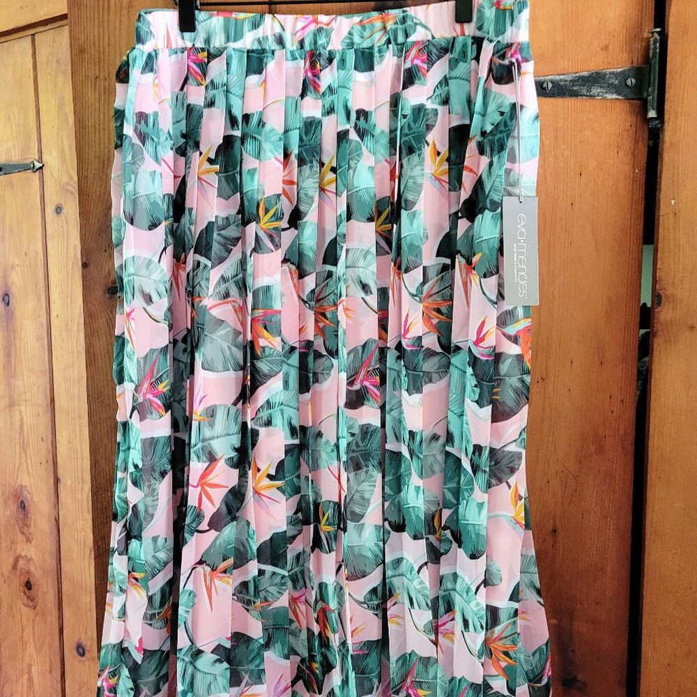 New York & Company Eva Mendes Palm Print Skirt